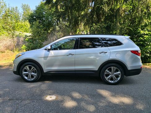Used 2013 Hyundai Santa Fe Limited AWD/4WD image 2