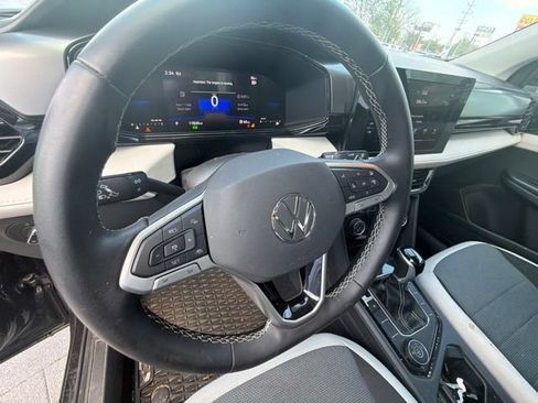 Certified 2025 Volkswagen Taos S AWD/4WD image 24