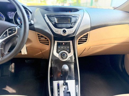 Used 2011 Hyundai Elantra GLS w/ Preferred Equipment Pkg 3 image 15