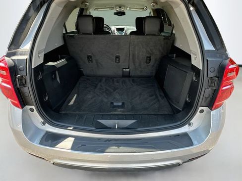 Used 2017 Chevrolet Equinox Premier w/ Enhanced Convenience Package FWD image 27