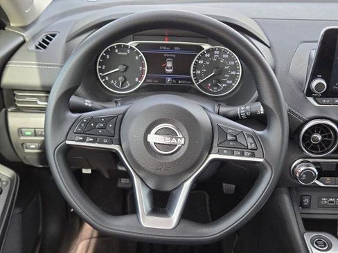 Certified 2025 Nissan Sentra SV image 15