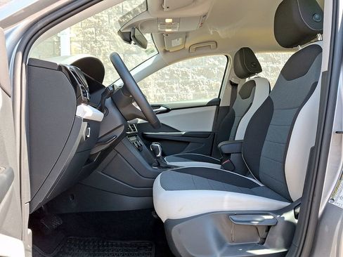 Certified 2025 Volkswagen Taos S image 13