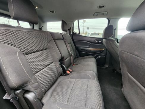 Used 2017 GMC Acadia SLE image 49