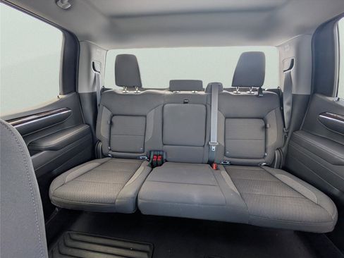 Used 2022 GMC Sierra 1500 Elevation image 16
