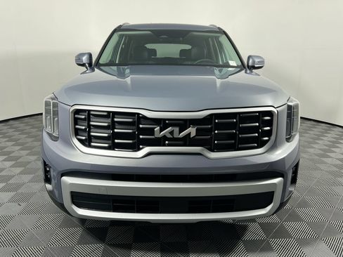 Used 2023 Kia Telluride EX w/ EX Captain's Chair Package FWD image 8