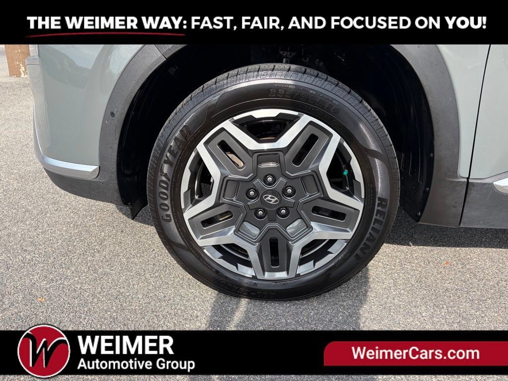 Used 2021 Hyundai Santa Fe Limited AWD/4WD image 11
