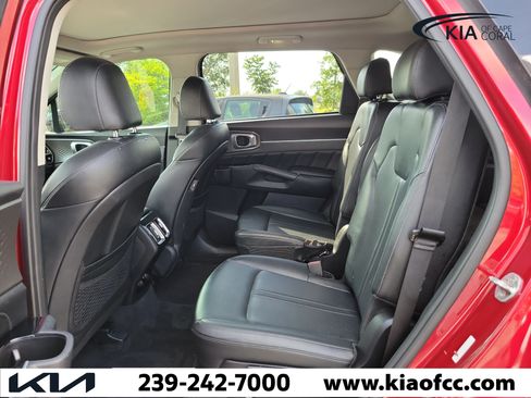 Used 2022 Kia Sorento SX AWD/4WD image 13