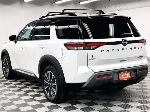 New 2026 Nissan Pathfinder Platinum w/ Cargo Package AWD/4WD image 3