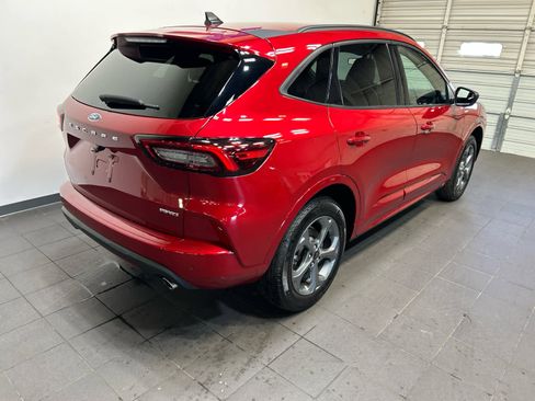 Used 2024 Ford Escape ST-Line w/ Tech Pack #1 AWD/4WD image 3