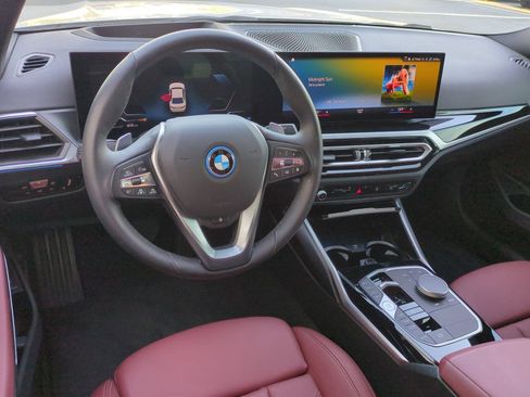 Certified 2023 BMW 330e w/ Premium Package RWD image 29