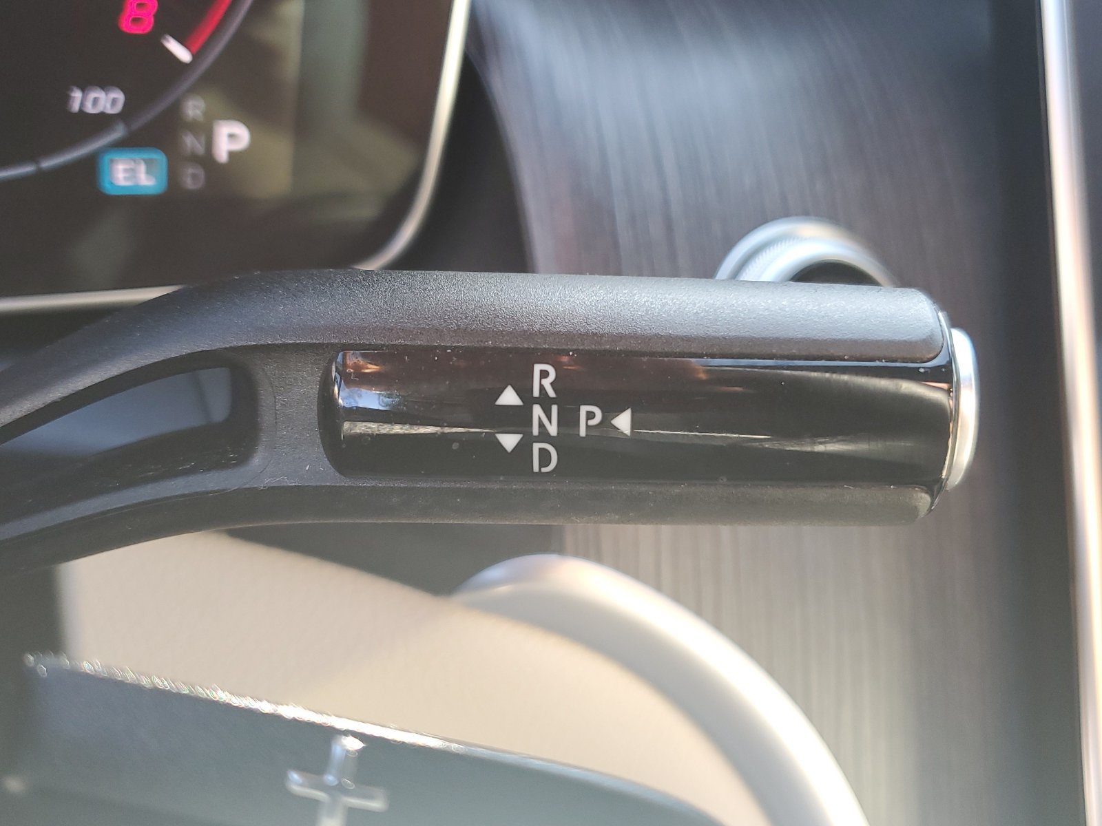 Used 2025 Mercedes-Benz GLC 350e 4MATIC image 27