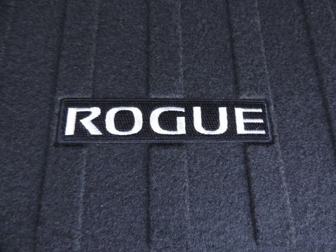 New 2026 Nissan Rogue Platinum image 16