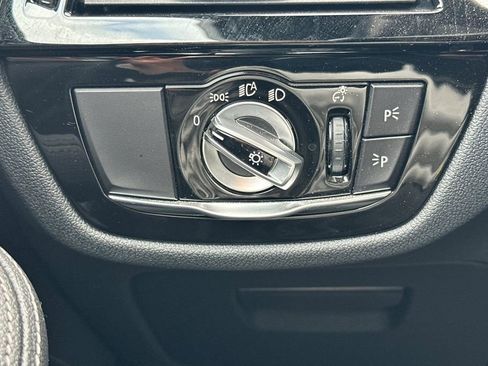 Used 2023 BMW 530e w/ M Sport Package image 30