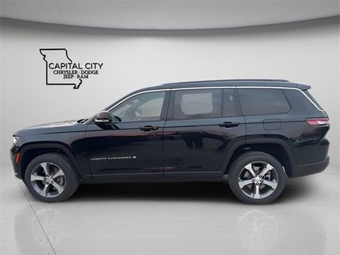 New 2025 Jeep Grand Cherokee L Limited image 6