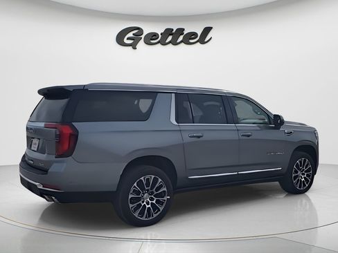 New 2026 GMC Yukon XL Denali w/ Sun & Power Step Package image 8