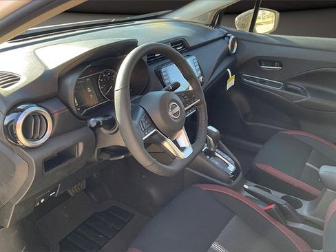 New 2025 Nissan Versa SR w/ Trunk Package image 7