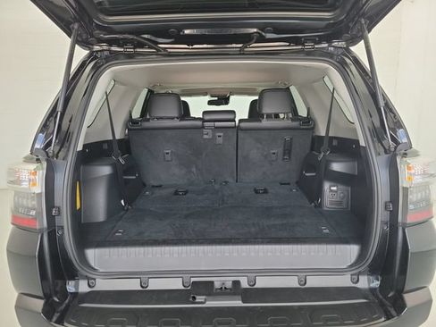 Used 2024 Toyota 4Runner SR5 Premium w/ Moonroof Package AWD/4WD image 9
