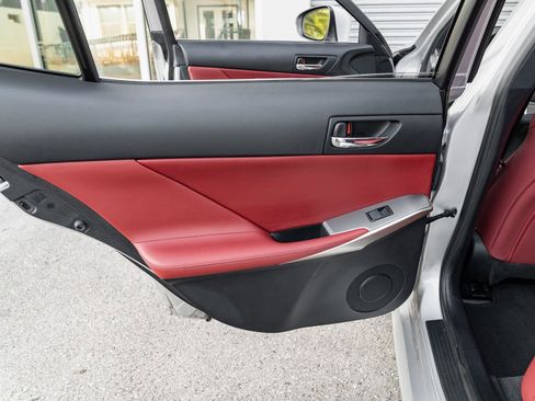 Used 2016 Lexus IS 200t image 43