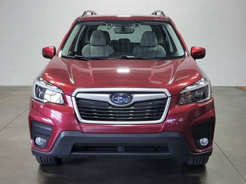 Used 2021 Subaru Forester Premium AWD/4WD image 3