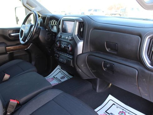 Used 2023 Chevrolet Silverado 2500 LT w/ Convenience Package image 11