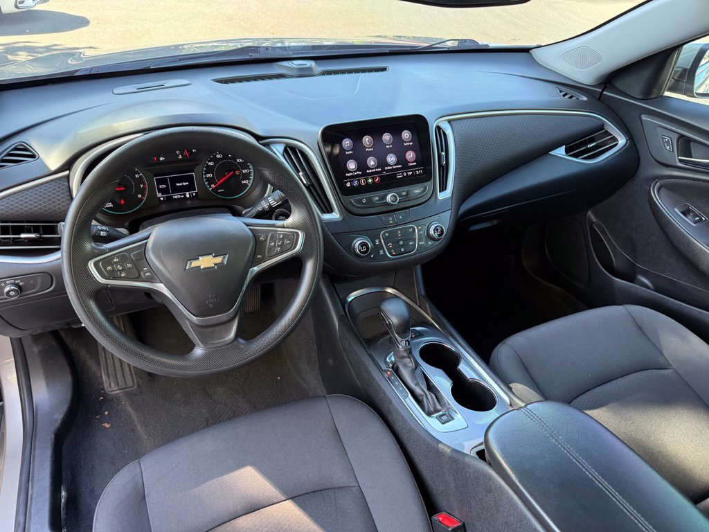 Used 2022 Chevrolet Malibu LT FWD image 9