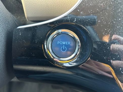 Used 2018 Toyota Prius One image 28