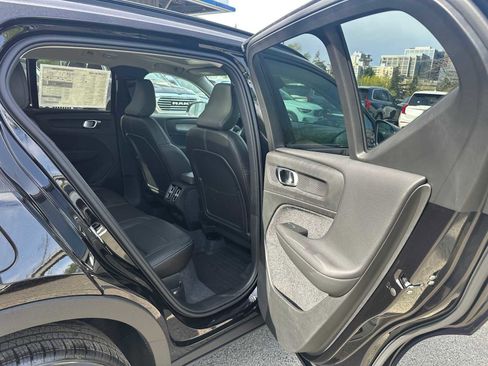 New 2026 Volvo XC40 B5 Ultra w/ Climate Package AWD/4WD image 13