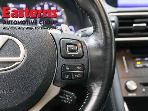 Used 2018 Lexus IS 300 AWD w/ Comfort Package image 16