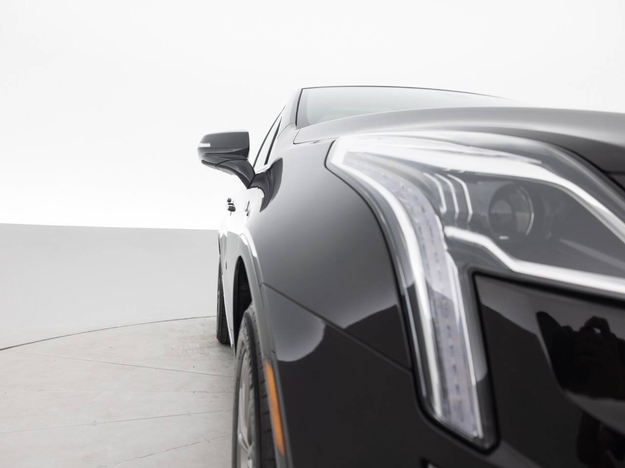 Used 2021 Cadillac XT5 Premium Luxury AWD/4WD image 11