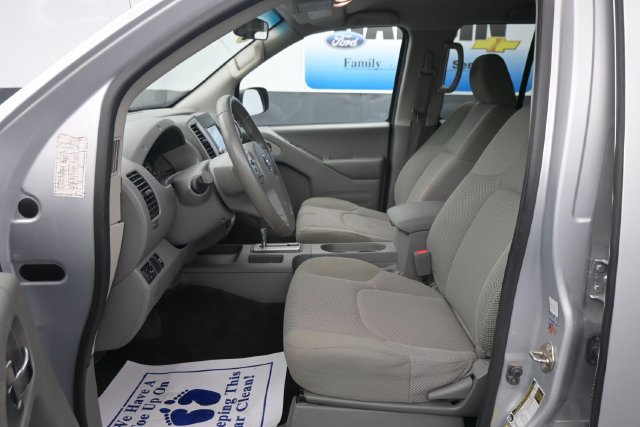 Used 2019 Nissan Frontier SV RWD image 11