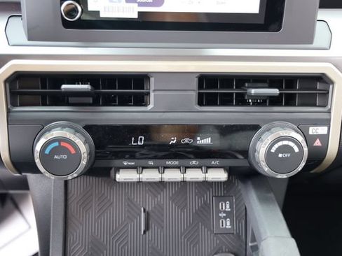 New 2026 Toyota Tacoma TRD Off-Road AWD/4WD image 20