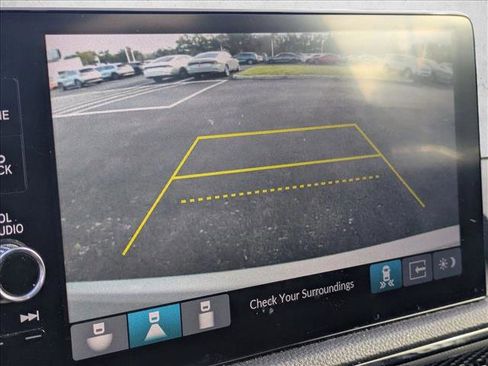 Used 2023 Honda CR-V EX-L image 11