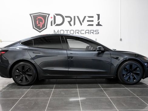 Used 2025 Tesla Model 3 Long Range image 11