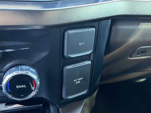 Used 2023 Ford F250 King Ranch w/ Chrome Package image 28