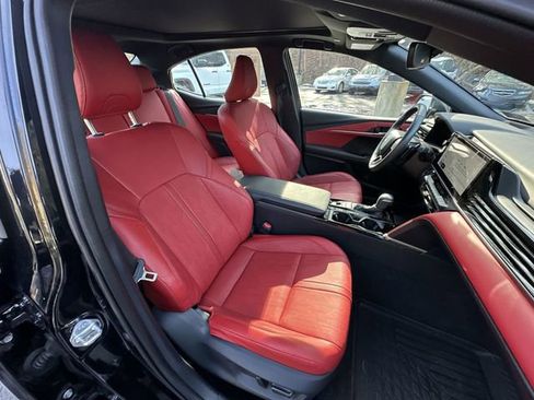 Used 2025 Toyota Camry XSE image 29