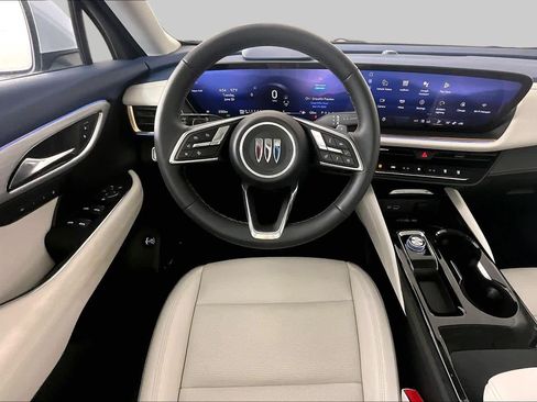 Used 2025 Buick Envision Avenir AWD/4WD image 6