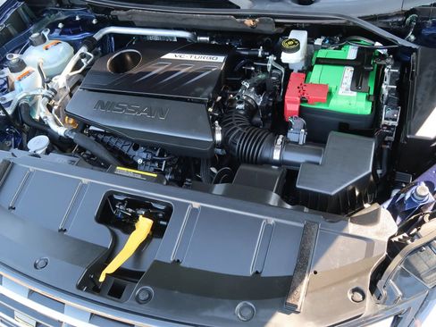 Used 2024 Nissan Rogue SL AWD/4WD image 41