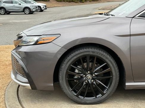 Used 2023 Toyota Camry XSE image 11