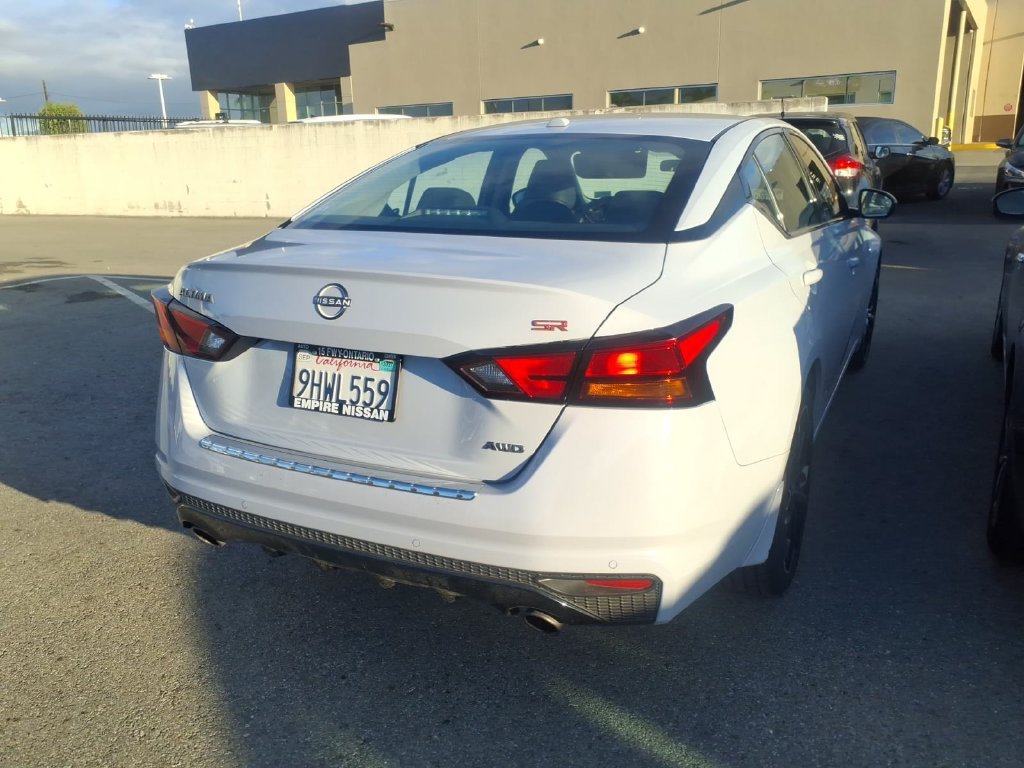 Certified 2023 Nissan Altima 2.5 SR AWD/4WD image 7