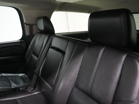 Used 2014 GMC Yukon XL SLT image 11