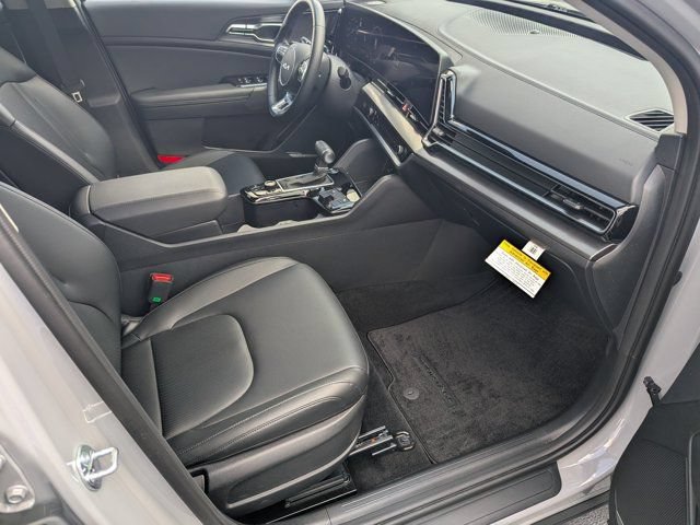 Used 2025 Kia Sportage SX FWD image 12