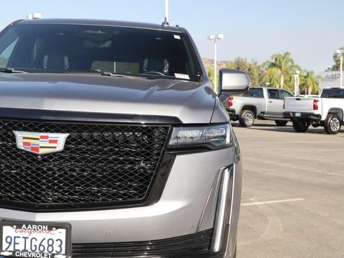 Used 2022 Cadillac Escalade ESV Sport Platinum AWD/4WD image 8