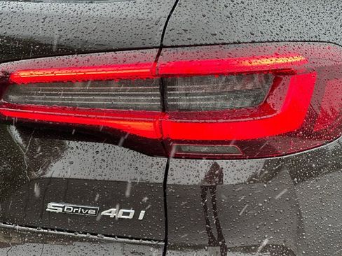 Used 2022 BMW X5 sDrive40i w/ Climate Comfort Package image 28