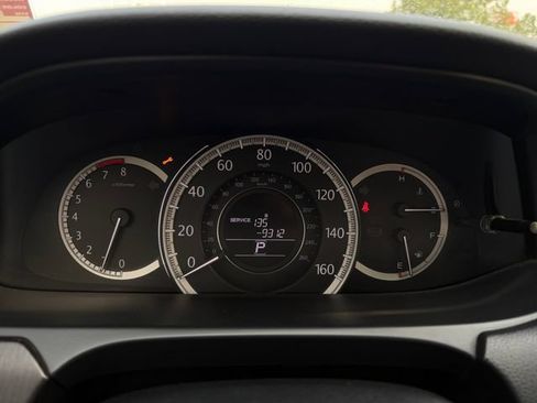 Used 2014 Honda Accord EX-L image 10