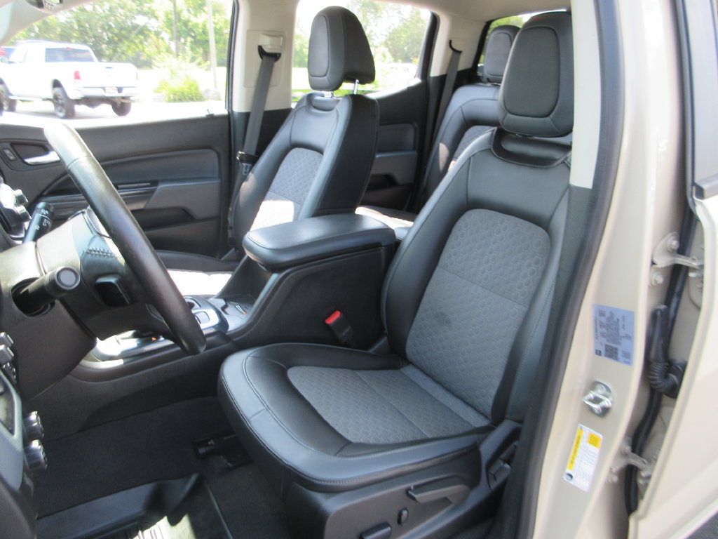 Used 2022 Chevrolet Colorado Z71 w/ Safety Package AWD/4WD image 20