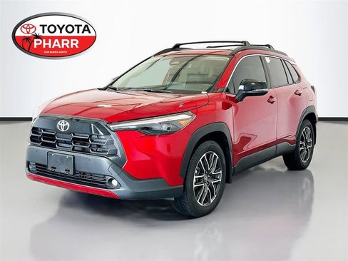 Used 2026 Toyota Corolla Cross XLE w/ Convenience Package FWD image 1