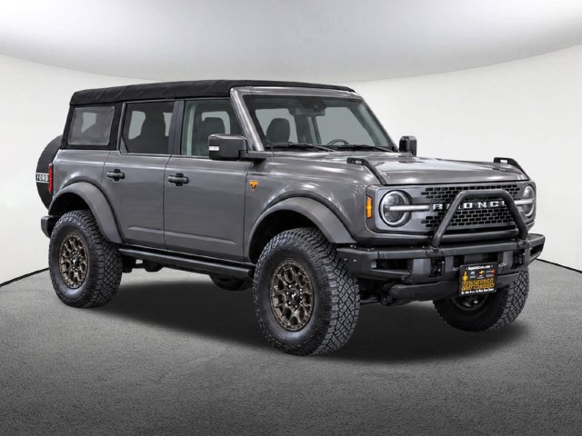 Used 2024 Ford Bronco Badlands AWD/4WD image 2