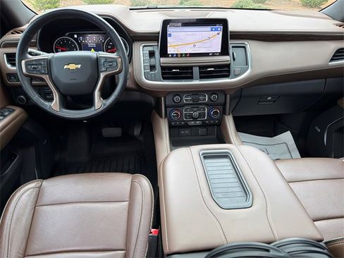 Used 2021 Chevrolet Tahoe High Country w/ Premium Package image 24
