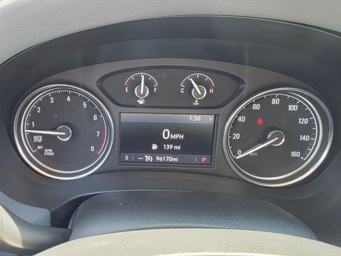 Used 2020 Buick Enclave Essence AWD/4WD image 6