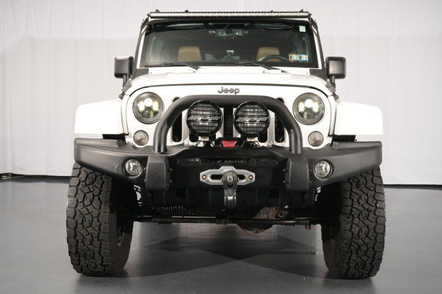 Used 2014 Jeep Wrangler Unlimited Rubicon w/ Connectivity Group AWD/4WD image 5